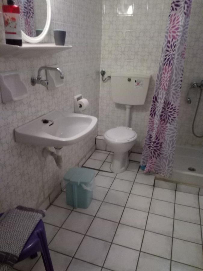 Agnes Rooms Kini Extérieur photo
