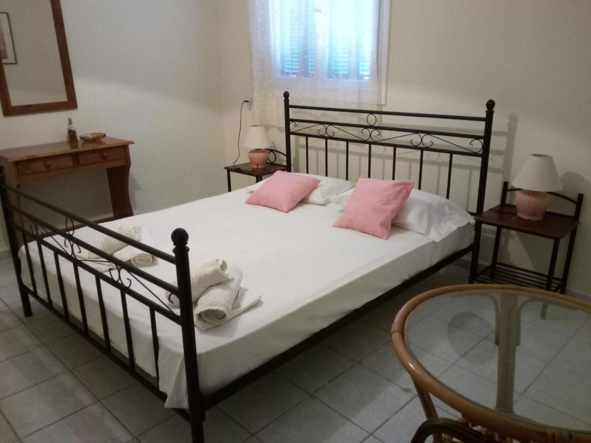 Agnes Rooms Kini Extérieur photo